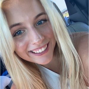 Meet your Posher, Kathryn